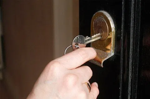 Security Locksmith Services Memphis, TN 901-808-0433 - 7-Door-Unlock